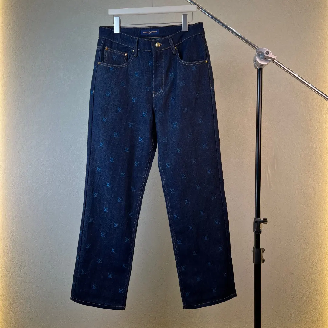 Monogram Embroidered Straight-Leg Jeans D35019271