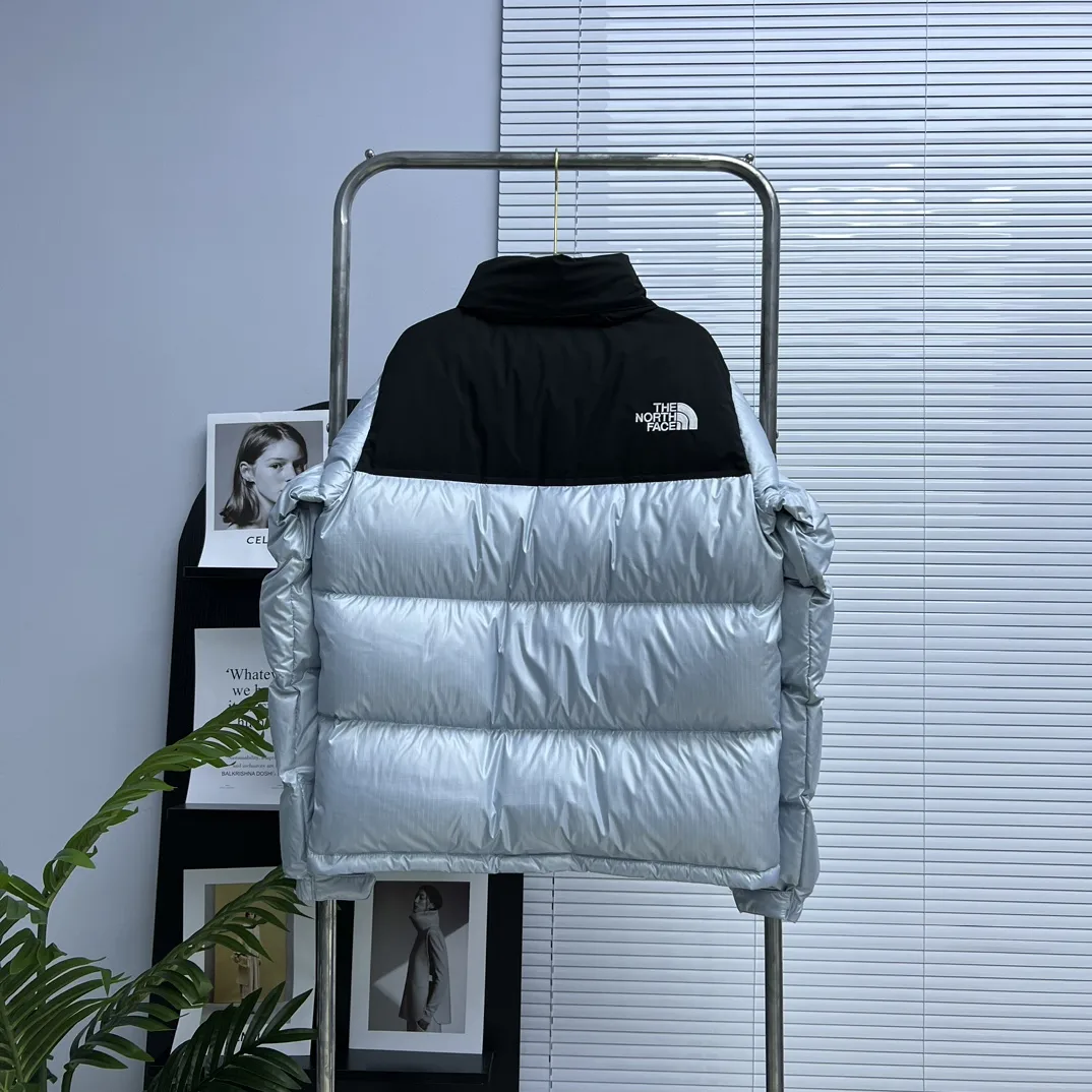 1996 Retro Nuptse Down Jacket D35019042 — view 3