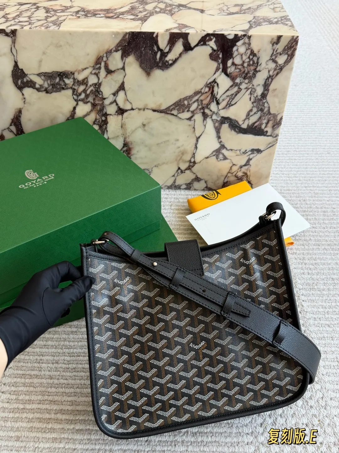 Goyard Musette Evelyne Crossbody Bag D35518224 — view 5