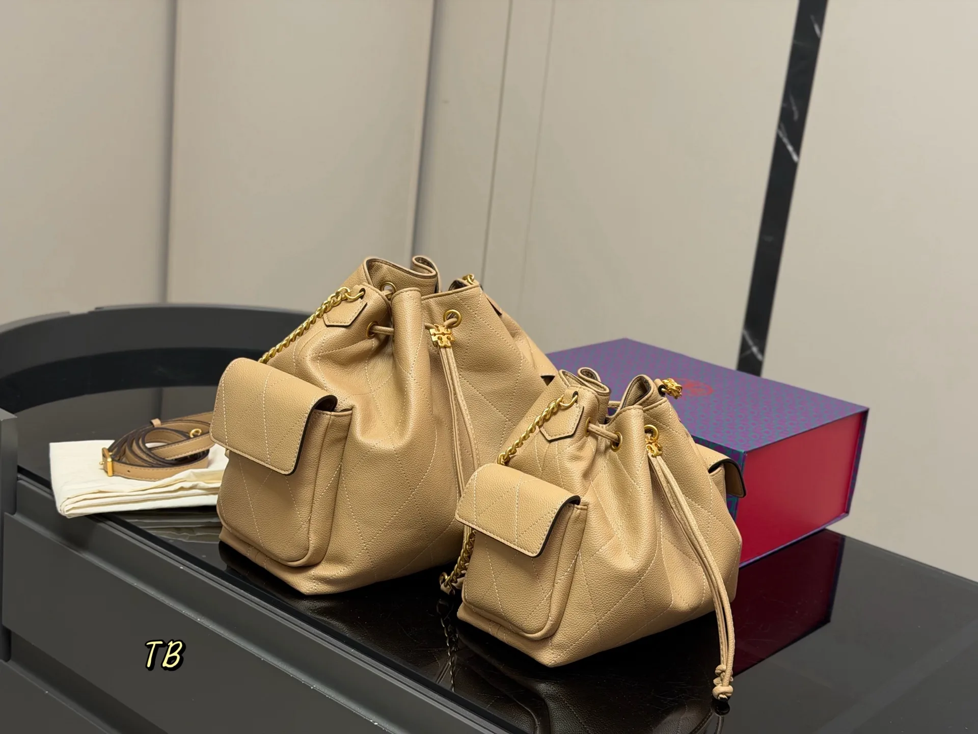 Tory Burch Romy Quilted Leather Bucket Bag D35518291 — view 3