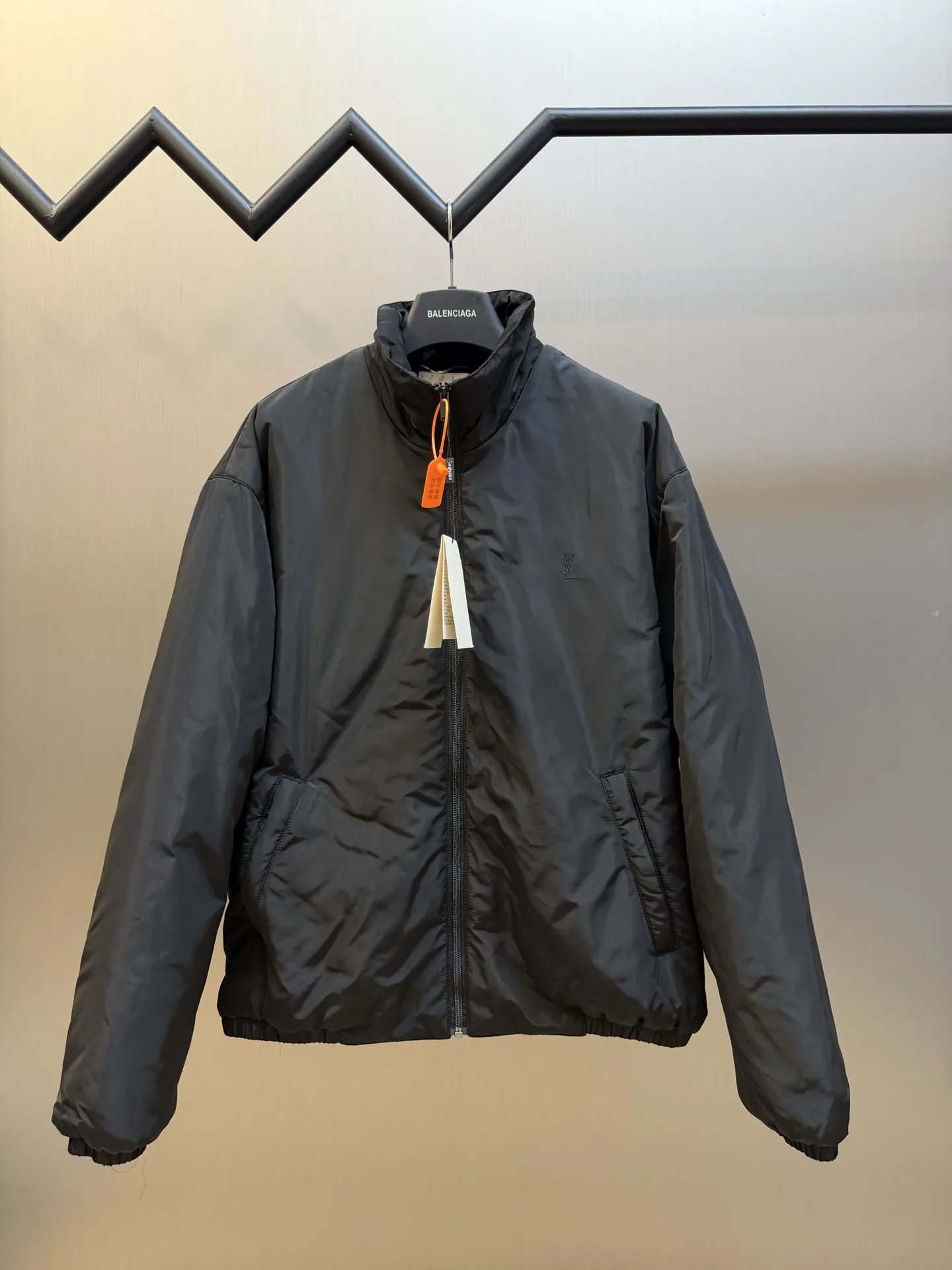 Logo-Embroidered Padded Bomber Jacket D36019158