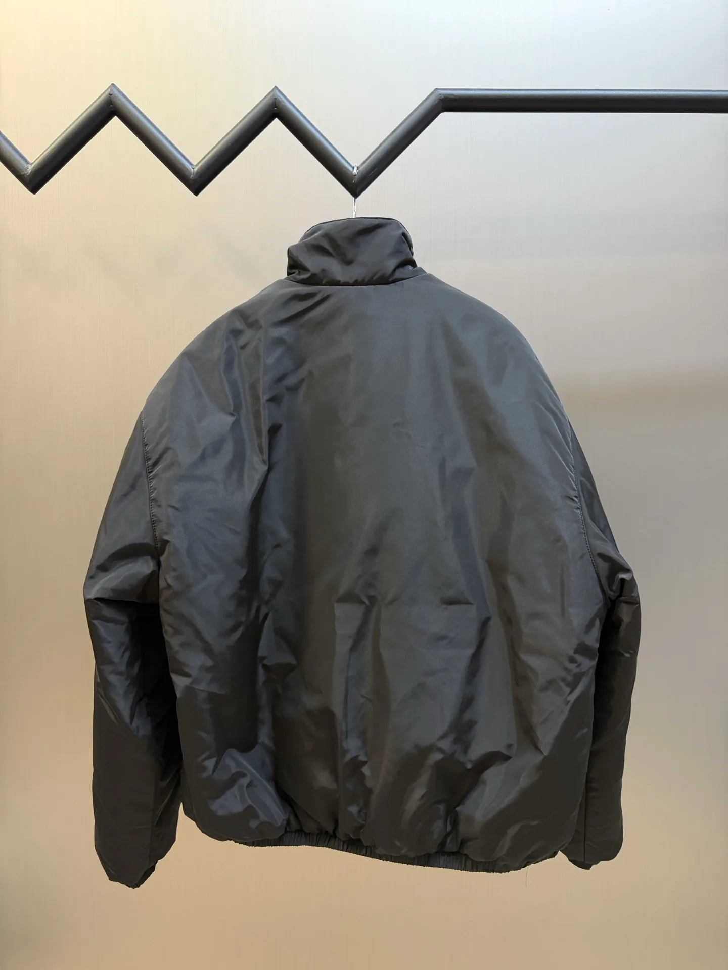Logo-Embroidered Padded Bomber Jacket D36019158 — view 4