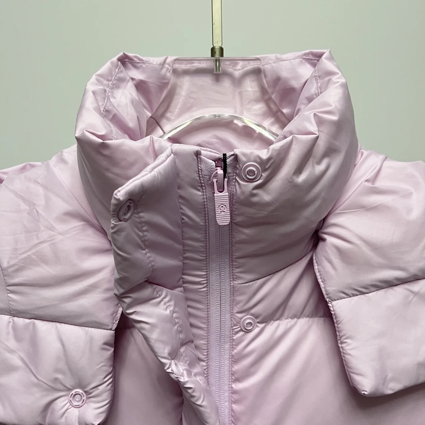 Wunder Puff Hooded Down Vest D36019023 — view 6