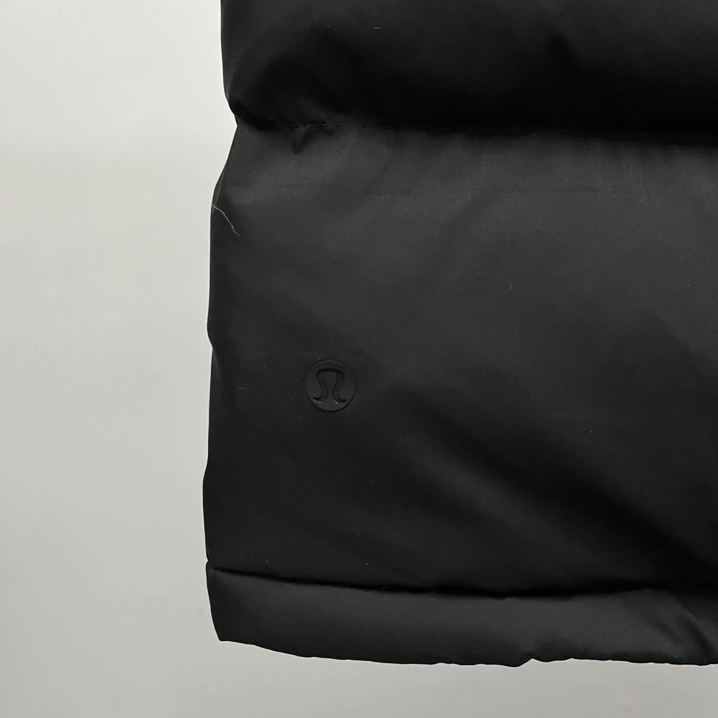 Wunder Puff Hooded Down Vest D36019020 — view 9