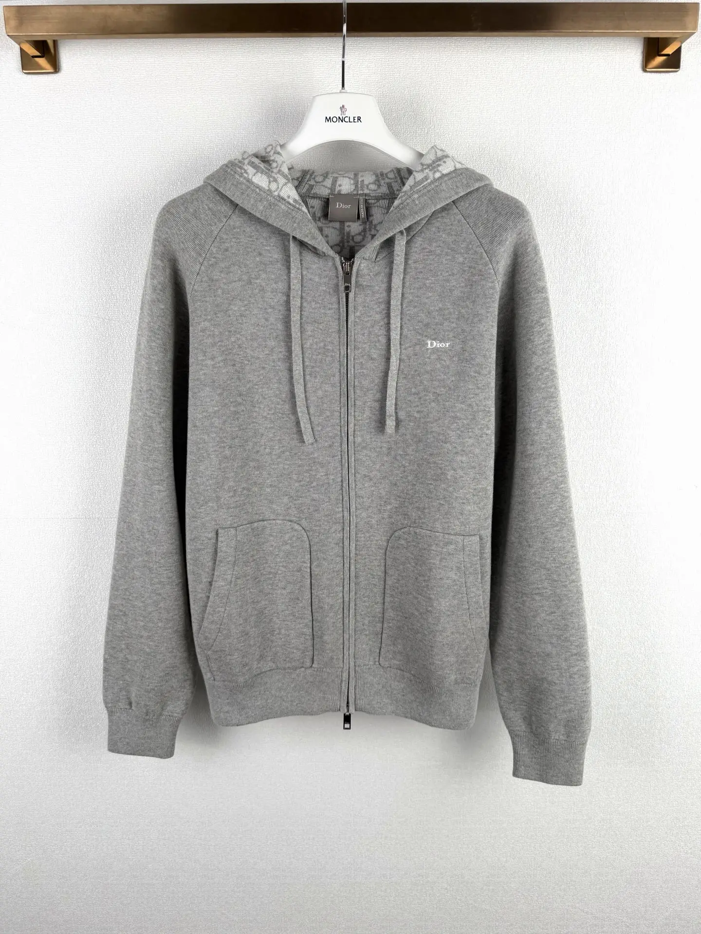 Oblique Jacquard Hooded Knit Cardigan D36523632