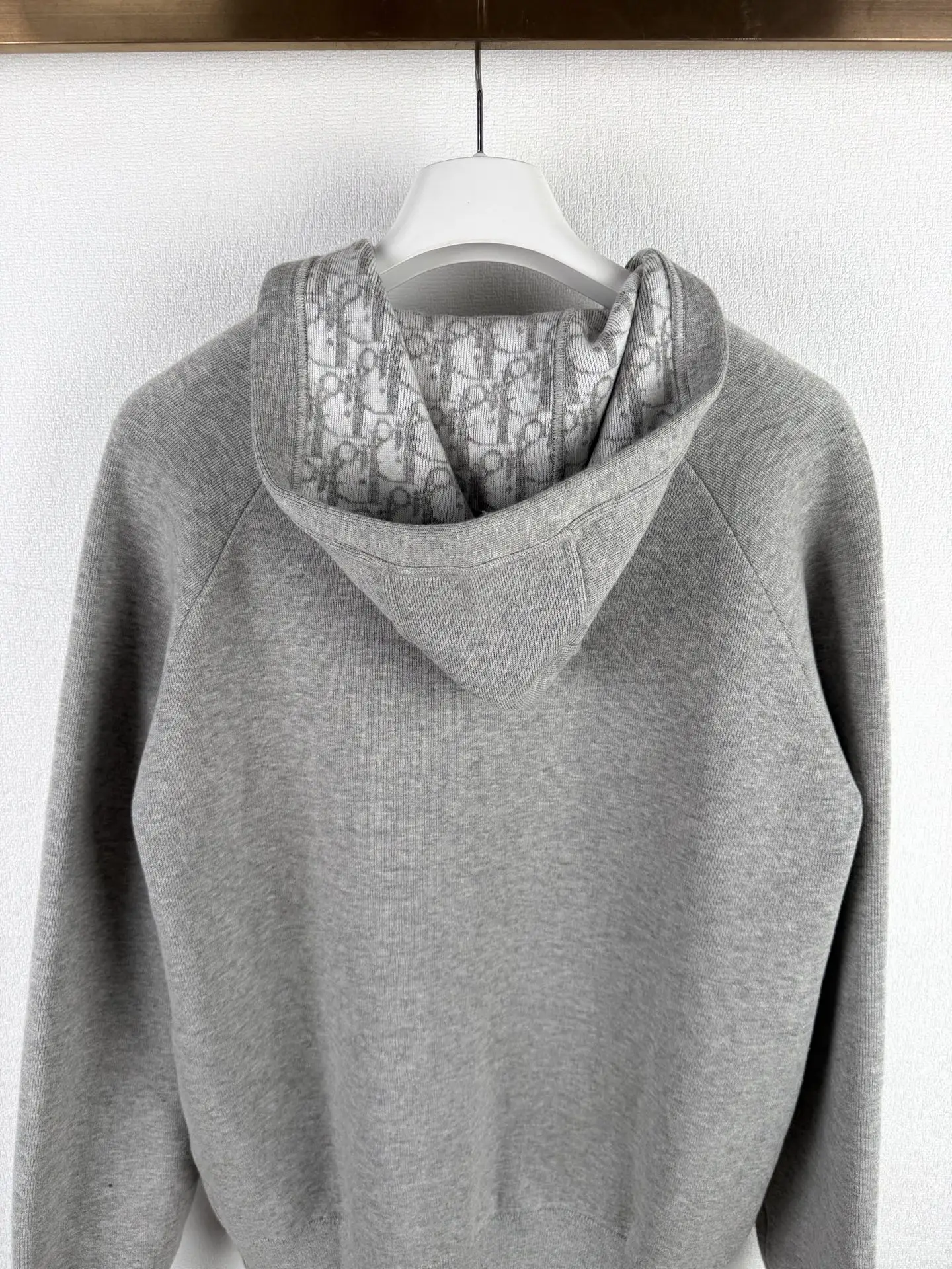 Oblique Jacquard Hooded Knit Cardigan D36523632 — view 4