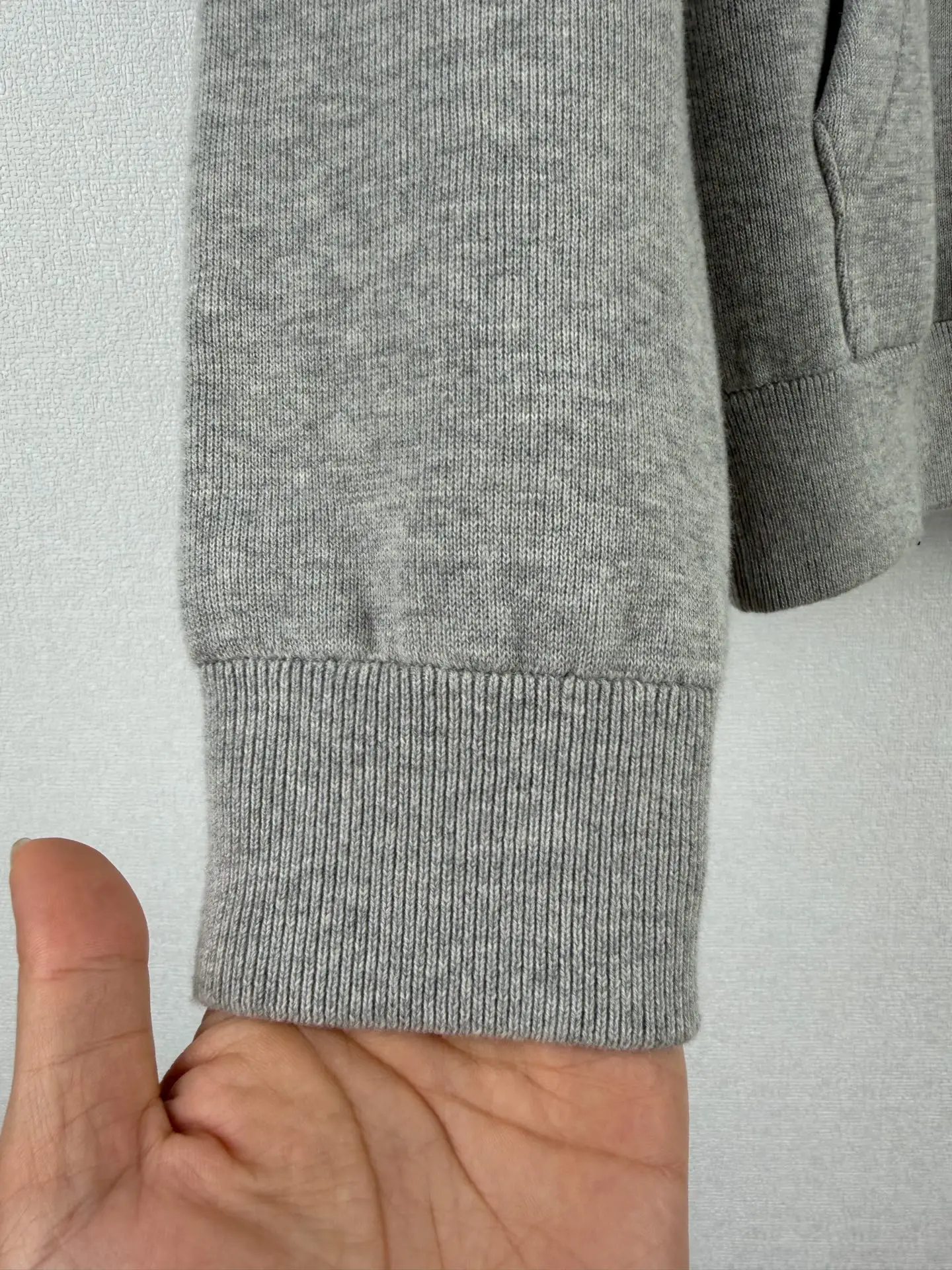 Oblique Jacquard Hooded Knit Cardigan D36523632 — view 10