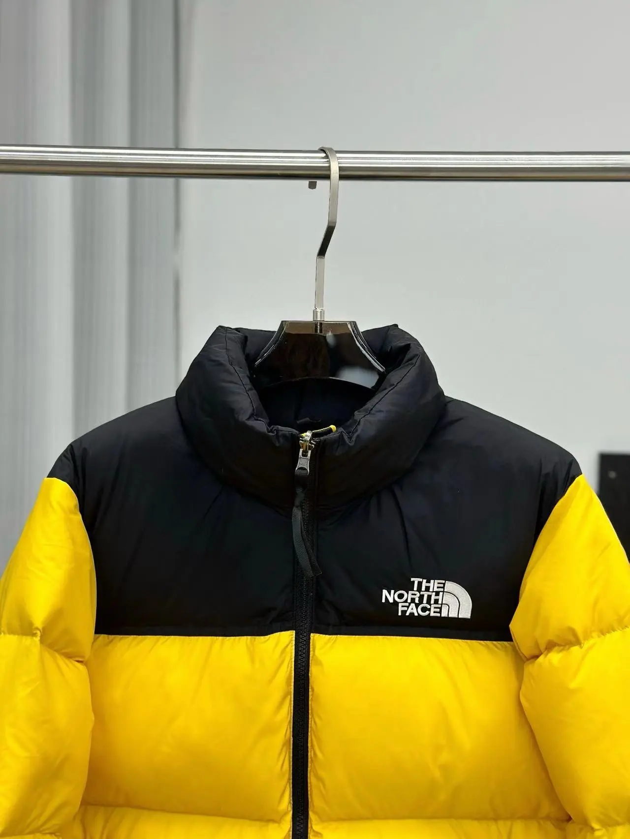 1996 Retro Nuptse Down-Filled Puffer Jacket D37020760 — view 3