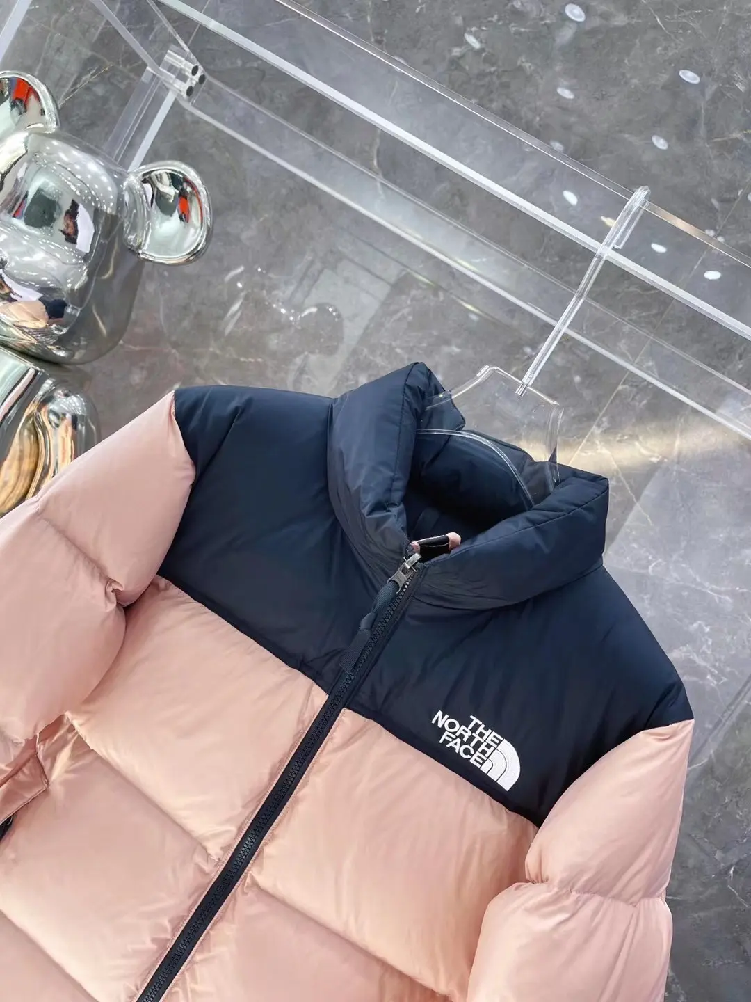 1996 Retro Nuptse Down Jacket D37020758 — view 2