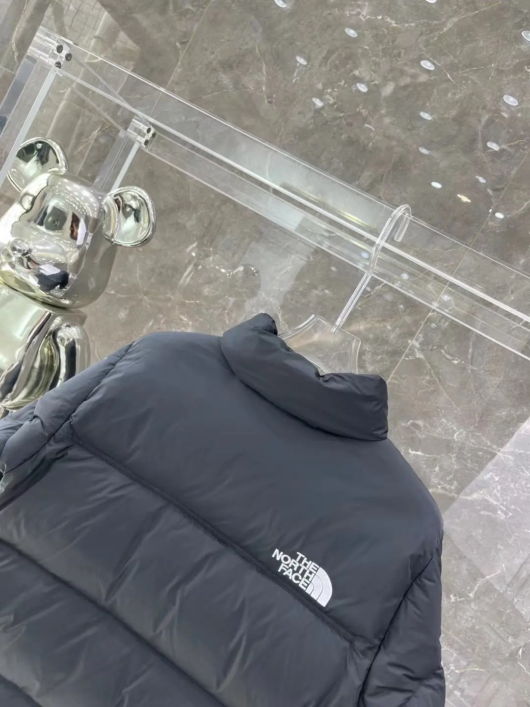 1996 Retro Nuptse Down Jacket D37020755 — view 9