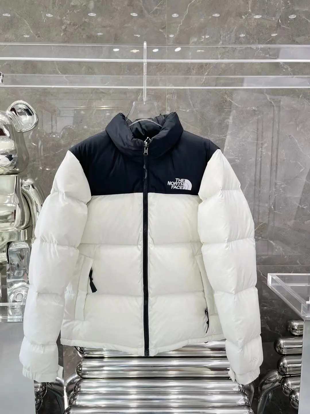 1996 Retro Nuptse Down Jacket D37020756