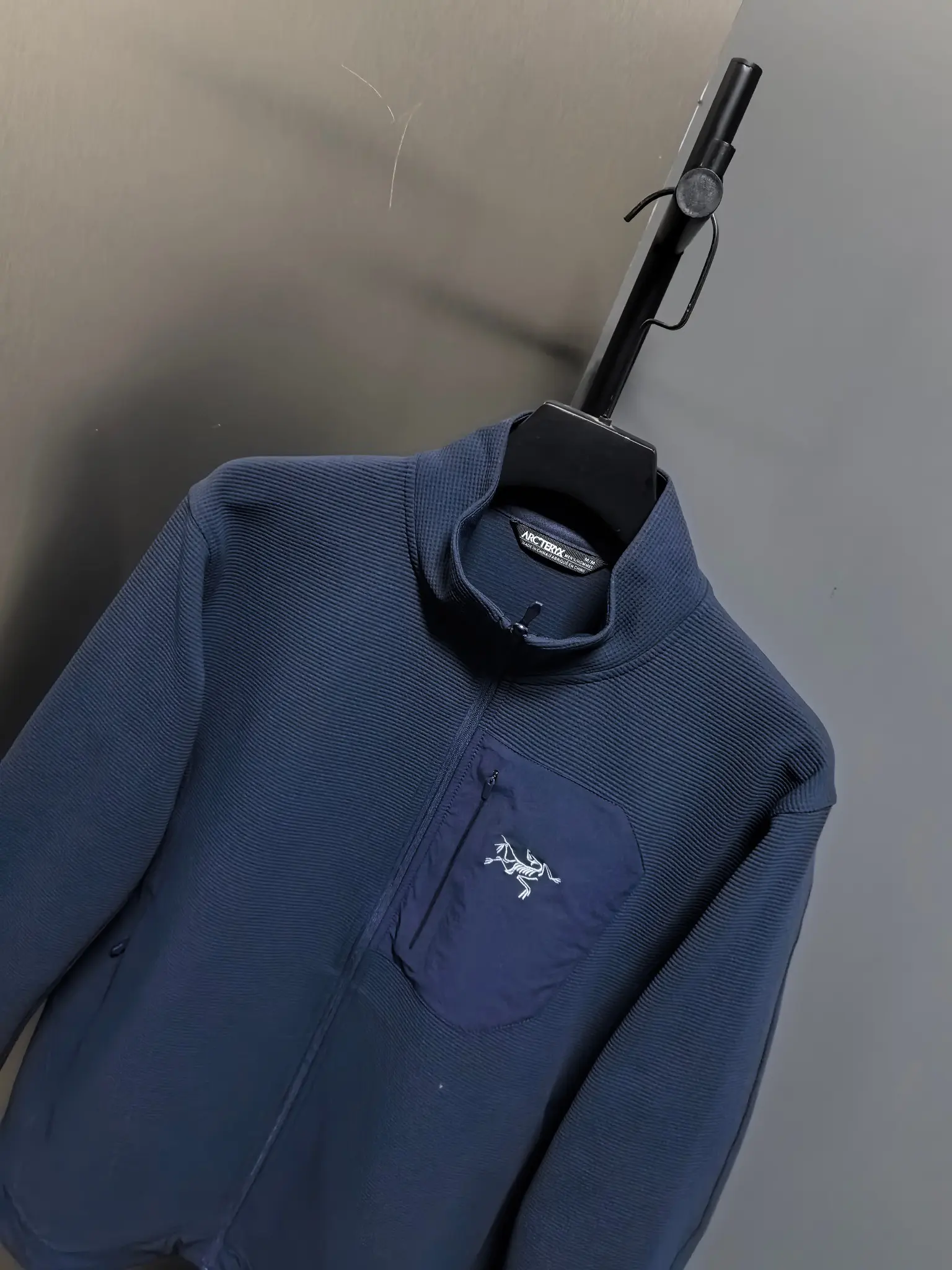 Waffle-Knit Zip-Up Performance Jacket D37020832 — view 7