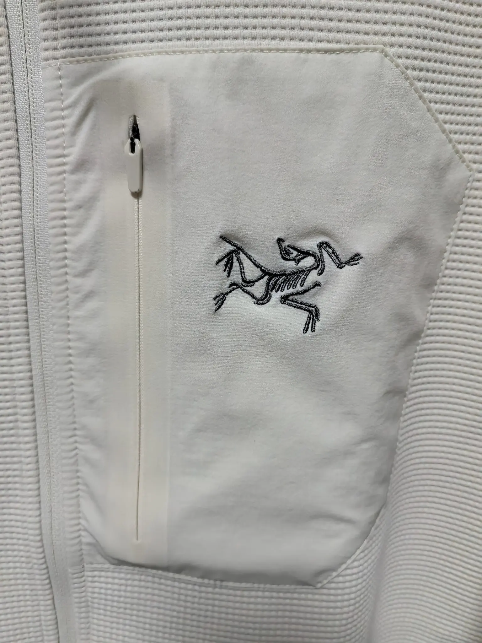 Waffle-Knit Zip-Up Performance Jacket D37020833 — view 3