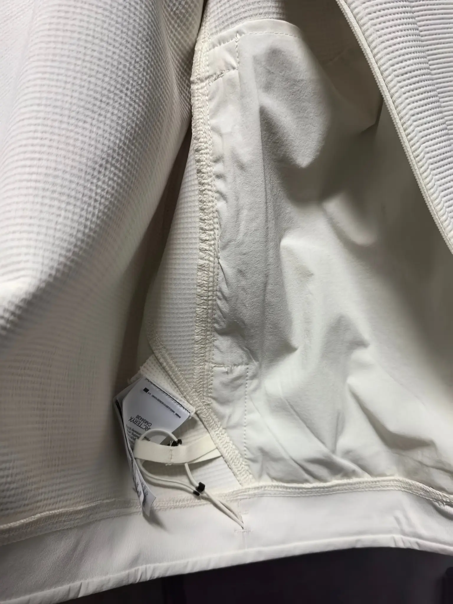Waffle-Knit Zip-Up Performance Jacket D37020833 — view 9