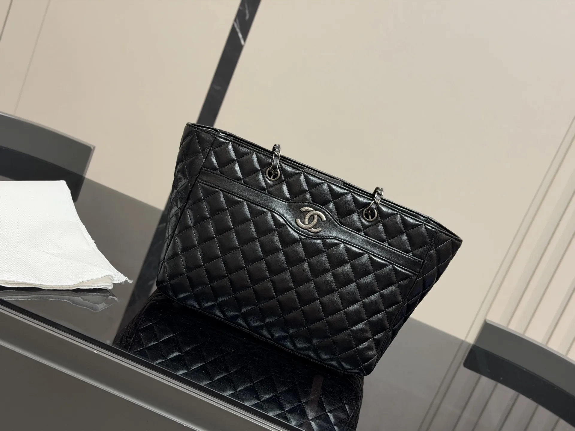 Chanel Quilted Chain Tote Bag D37017981 — view 2