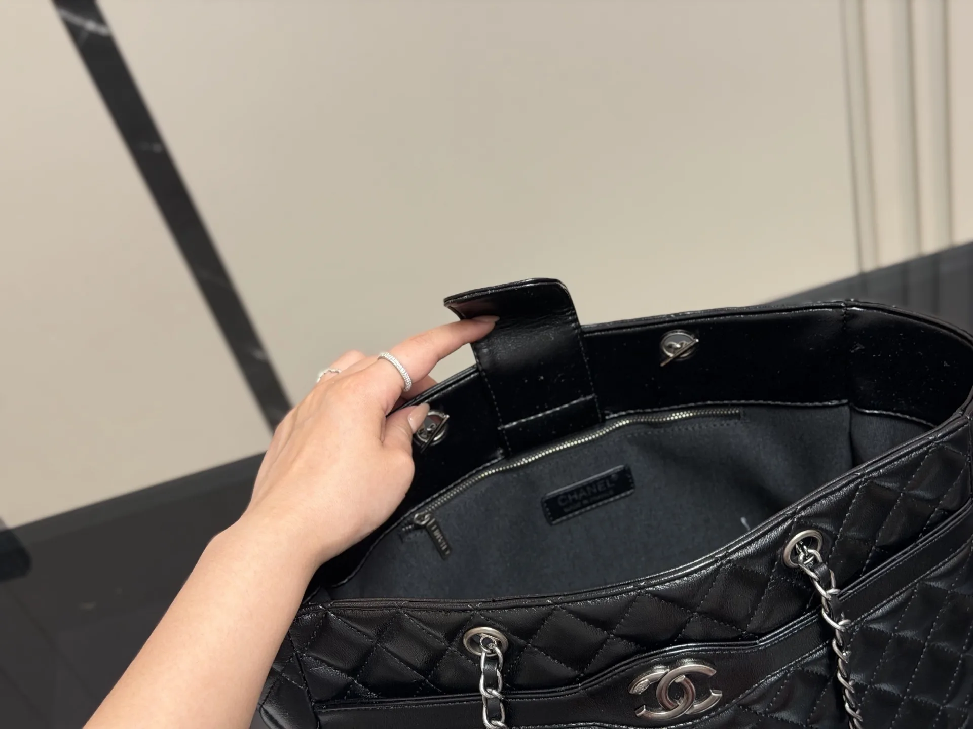 Chanel Quilted Chain Tote Bag D37017981 — view 4
