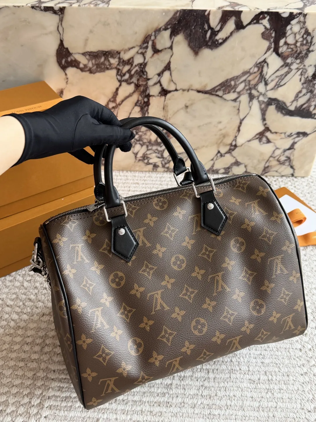 Speedy 30 Monogram Canvas Bandoulière Bag D37018045 — view 7