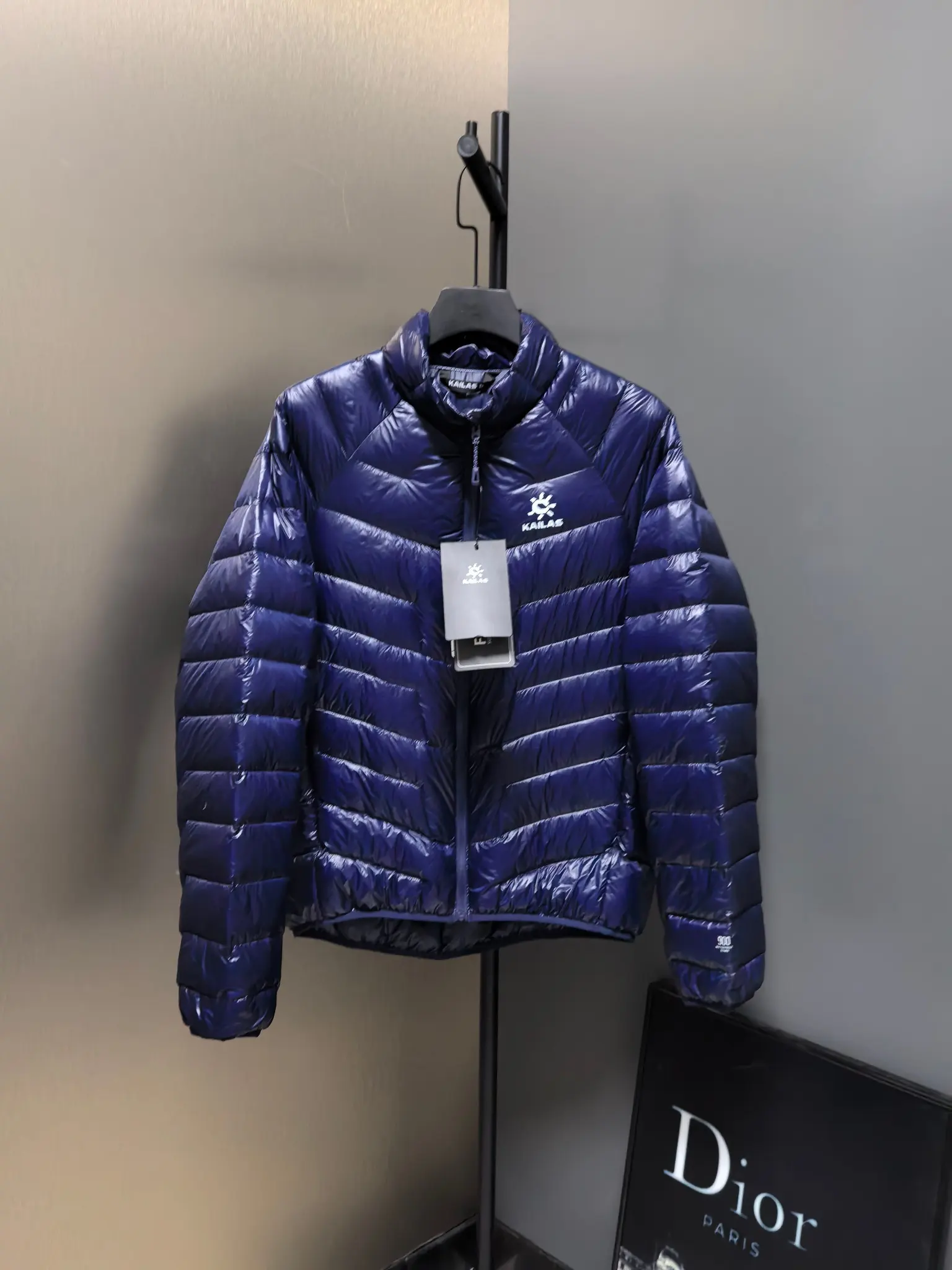 GT Zero 900-Fill Lightweight Down Jacket D38015180