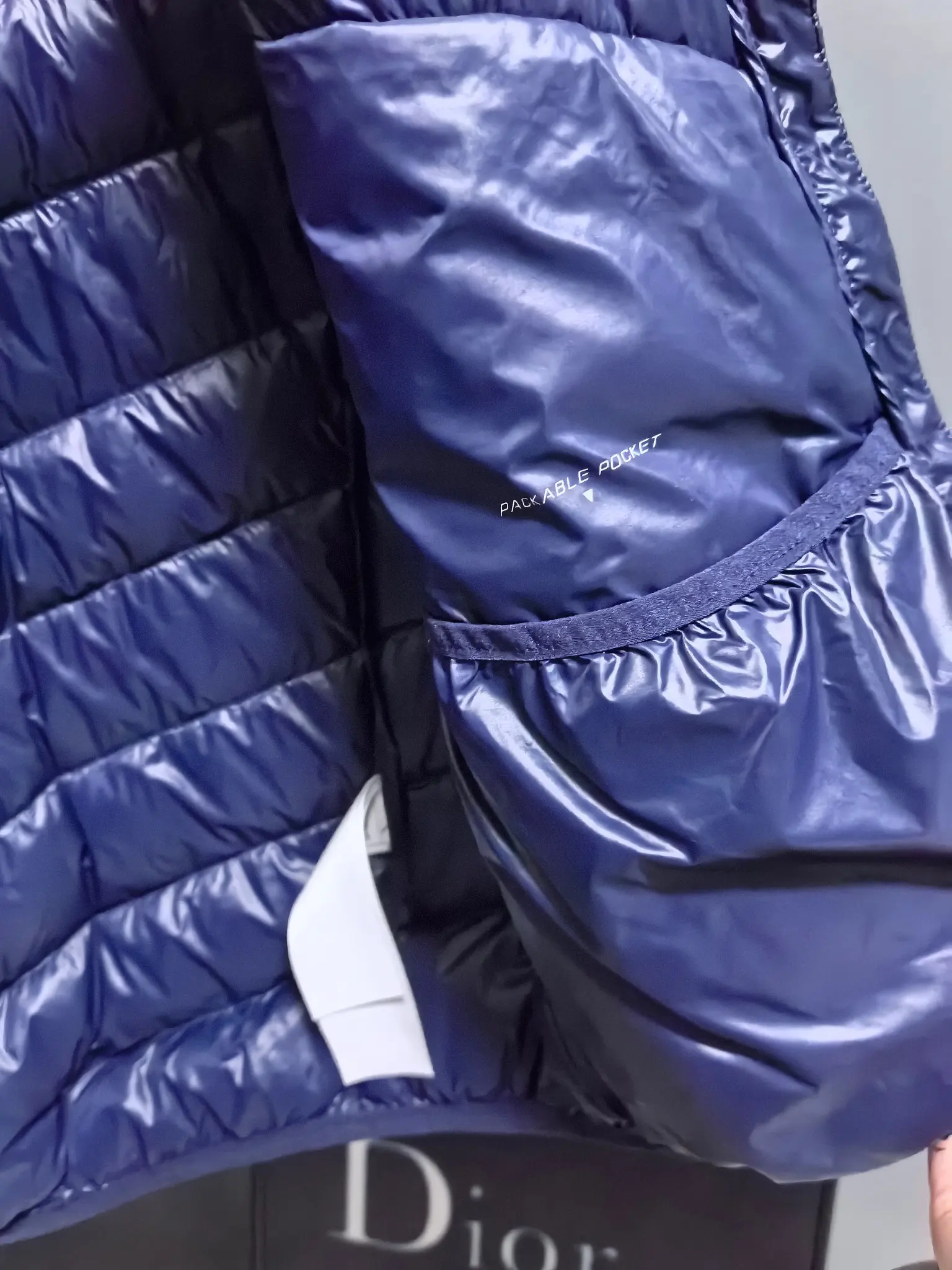 GT Zero 900-Fill Lightweight Down Jacket D38015180 — view 9