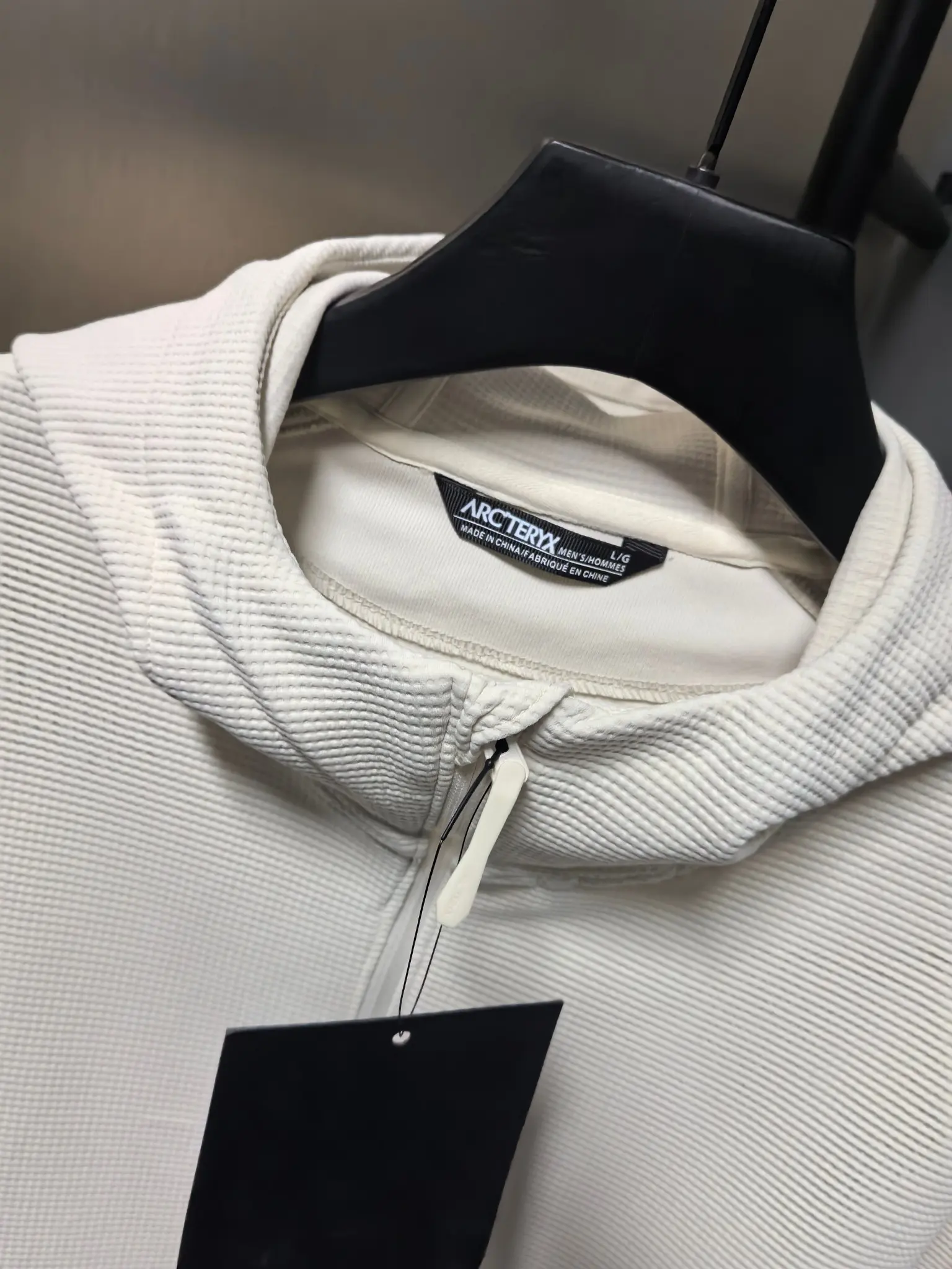 Waffle-Knit Zip-Up Hooded Jacket D38020830 — view 9