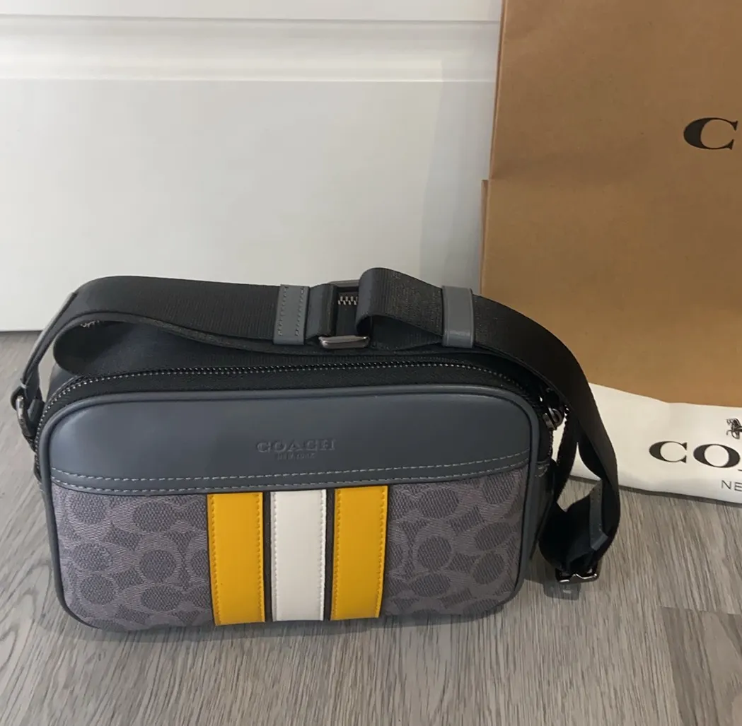 Graham Striped Camera Bag D38018076 — view 2
