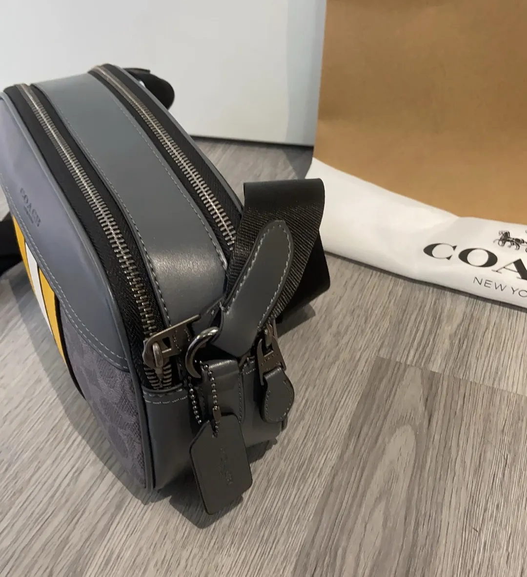 Graham Striped Camera Bag D38018076 — view 7