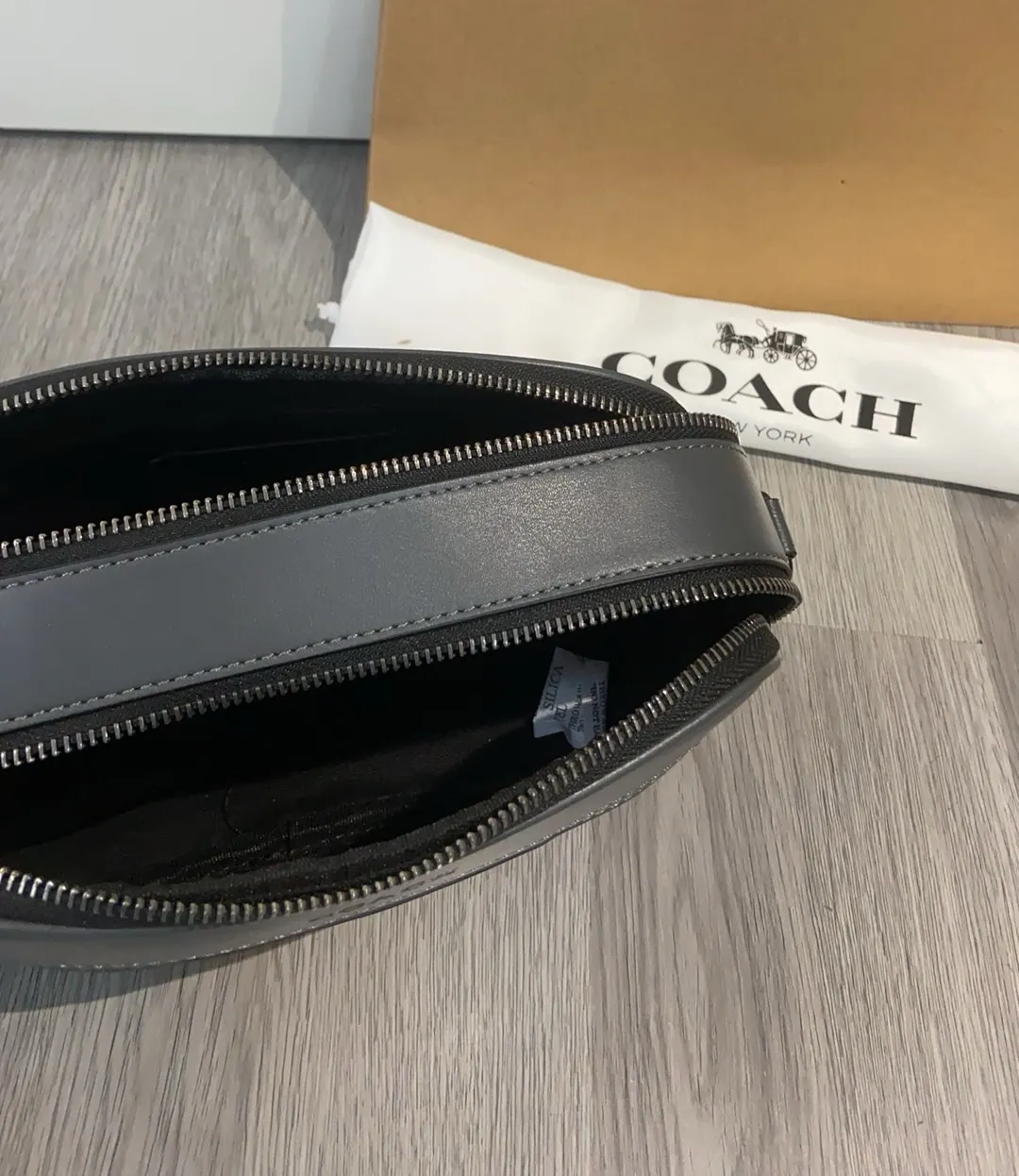 Graham Striped Camera Bag D38018076 — view 9