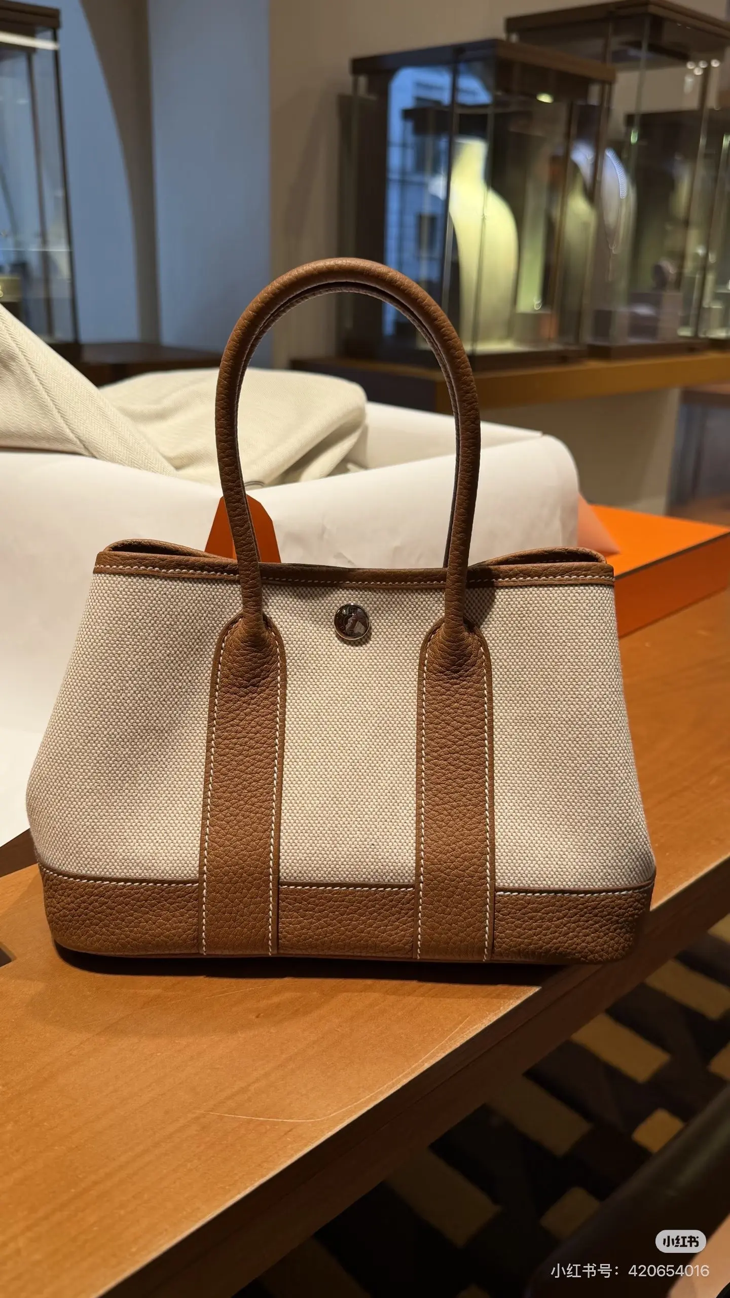 Garden Party Mini Canvas & Leather Tote D39018340 — view 3