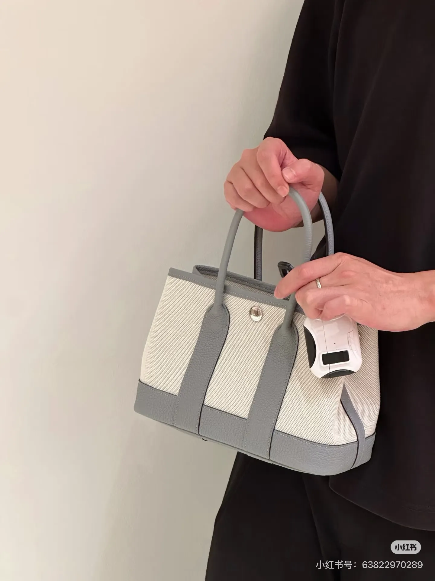 Mini Garden Party Canvas & Leather Tote D39018338 — view 7