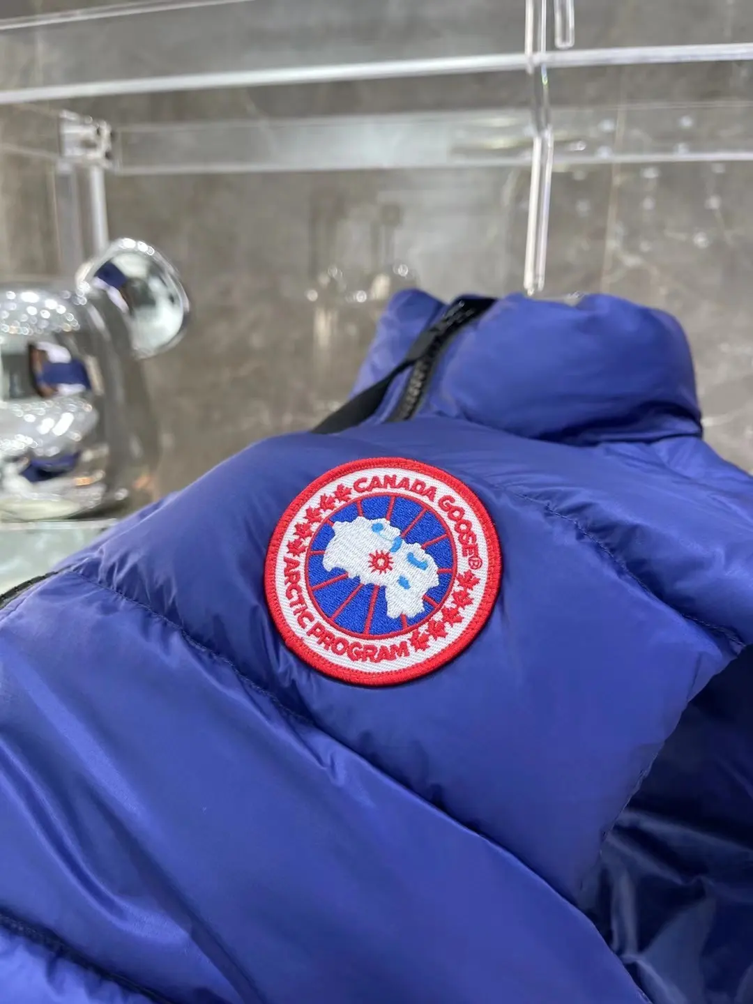 Canada Goose Down-Filled Puffer Gilet D39020852 — view 4