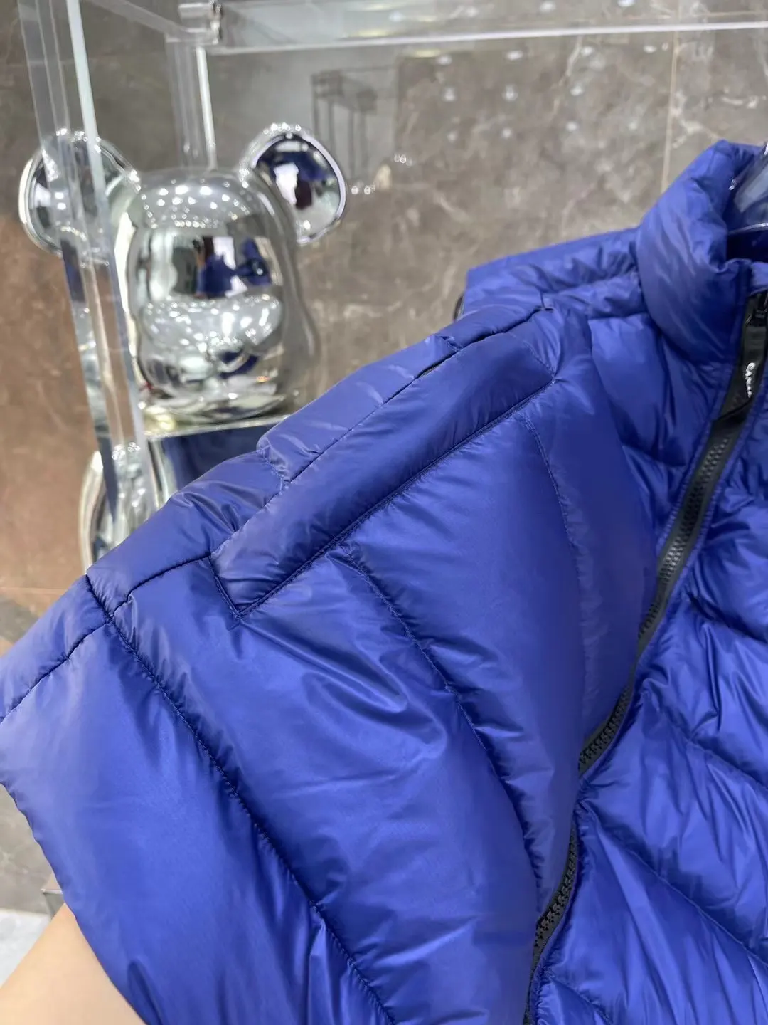 Canada Goose Down-Filled Puffer Gilet D39020852 — view 5