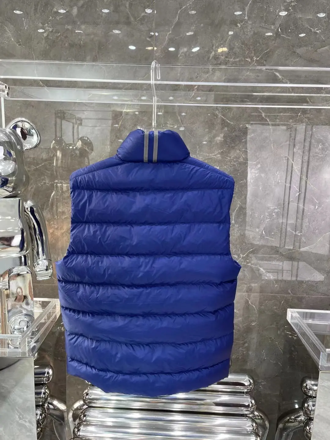 Canada Goose Down-Filled Puffer Gilet D39020852 — view 6