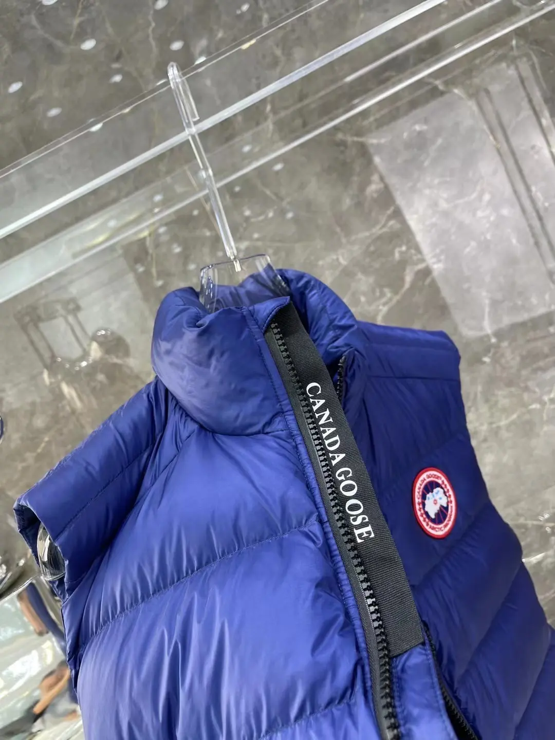 Canada Goose Down-Filled Puffer Gilet D39020852 — view 8