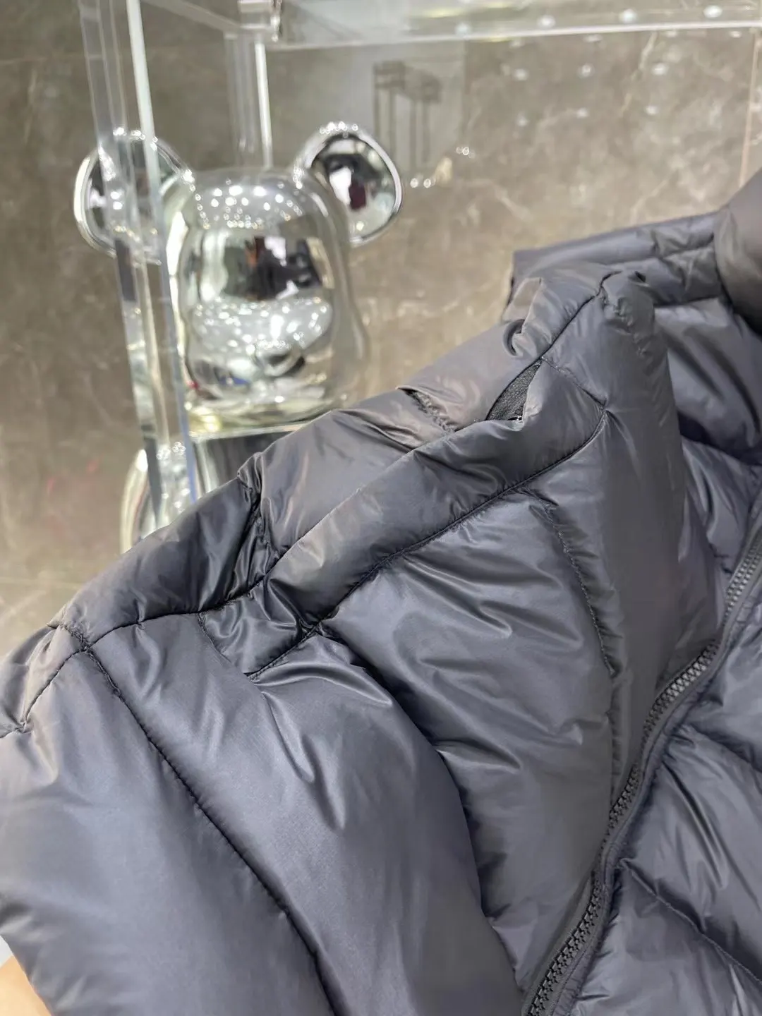 Canada Goose Quilted Down Gilet D39020853 — view 5