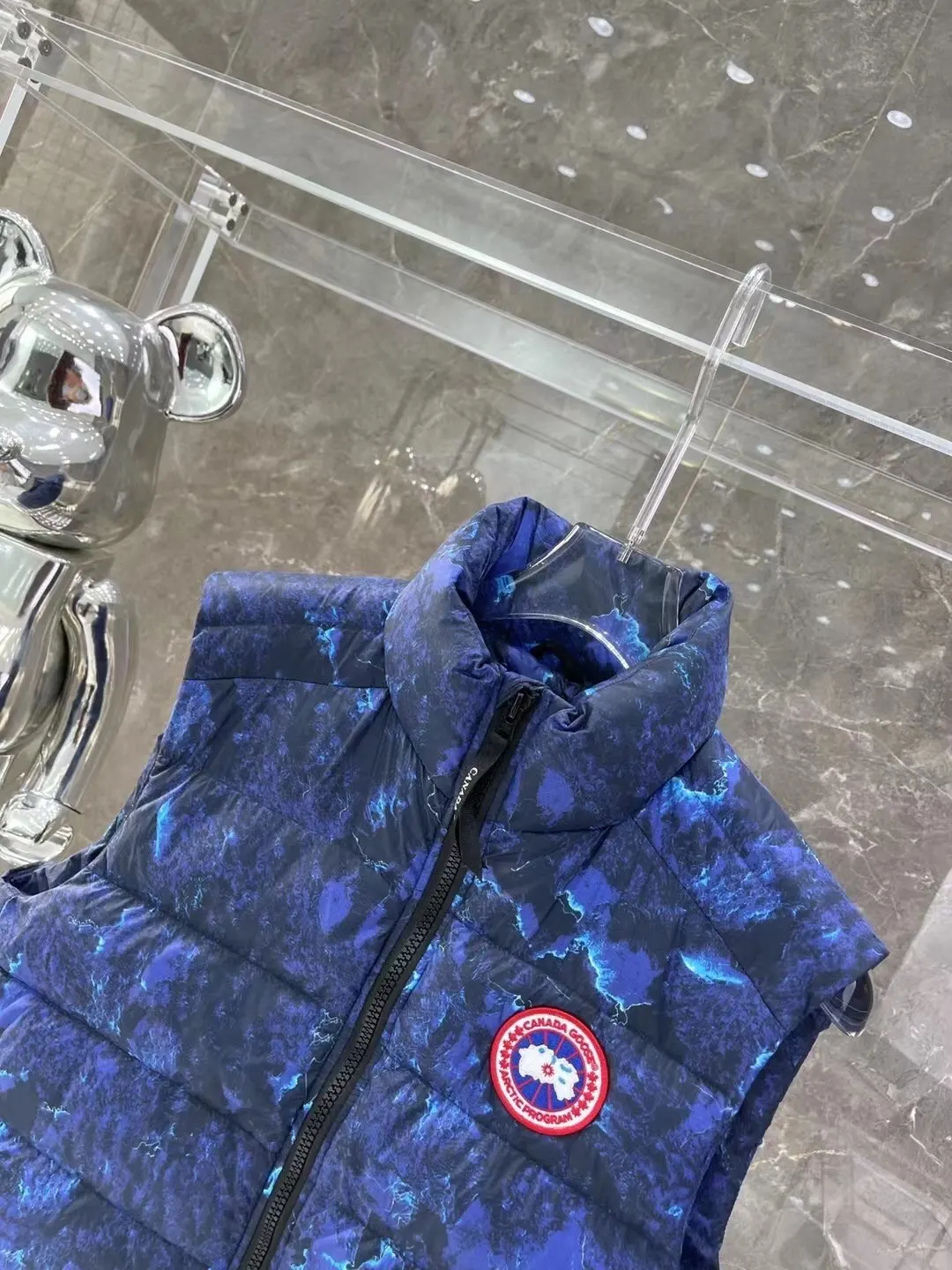 Canada Goose Down-Filled Quilted Gilet D39020850 — view 2