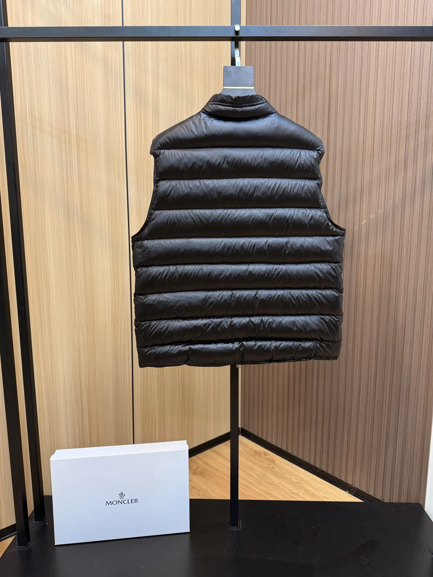 Citala Quilted Down Gilet D39020835 — view 4