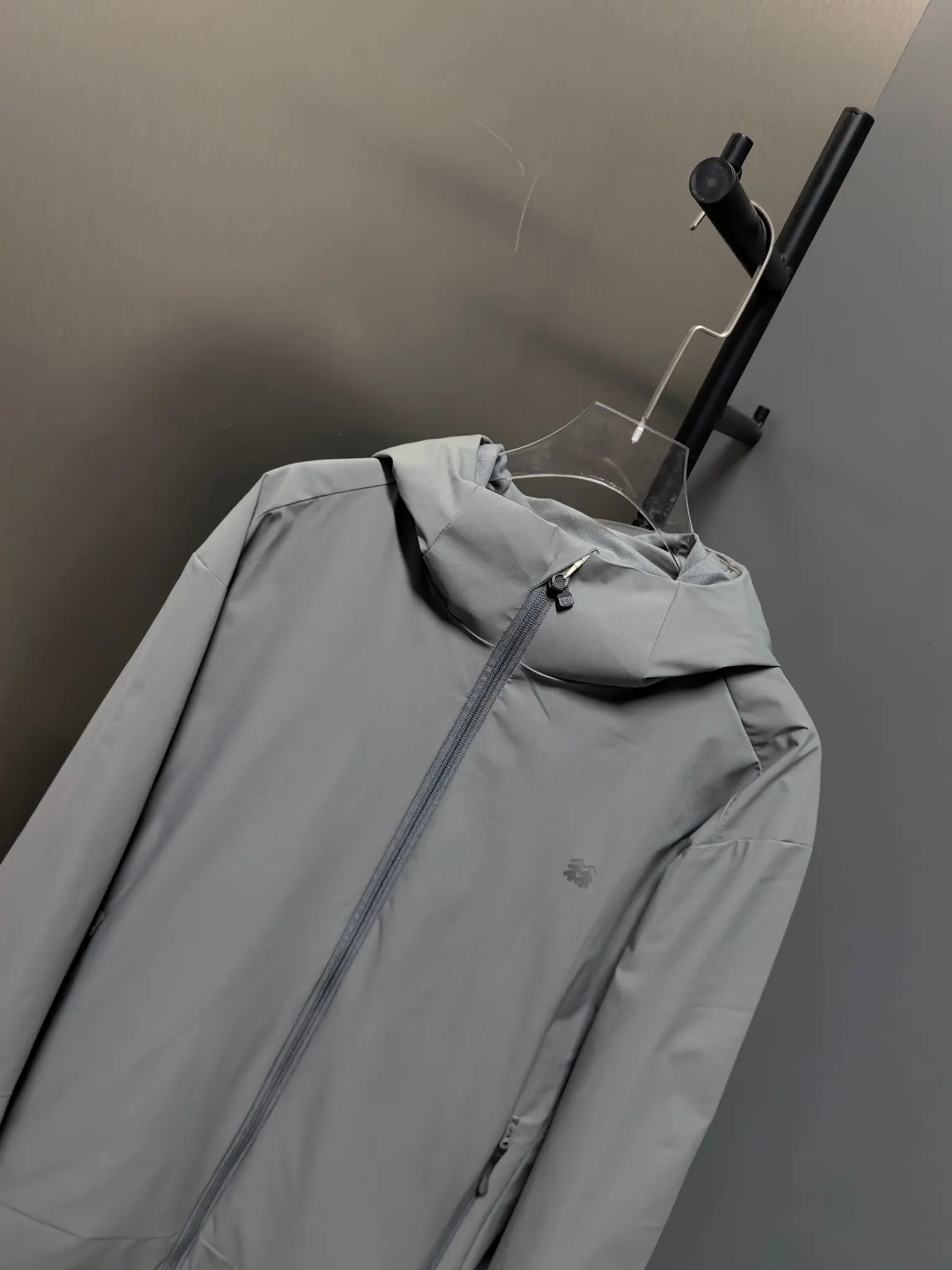 KR-Reviver GORE-TEX WINDSTOPPER Softshell Jacket D39520819 — view 8