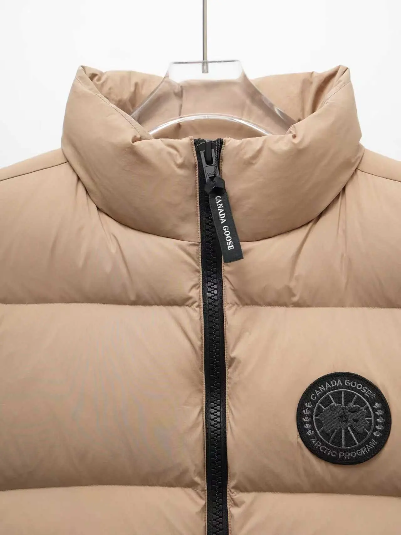 Lawrence Quilted Down Gilet D44020862 — view 2