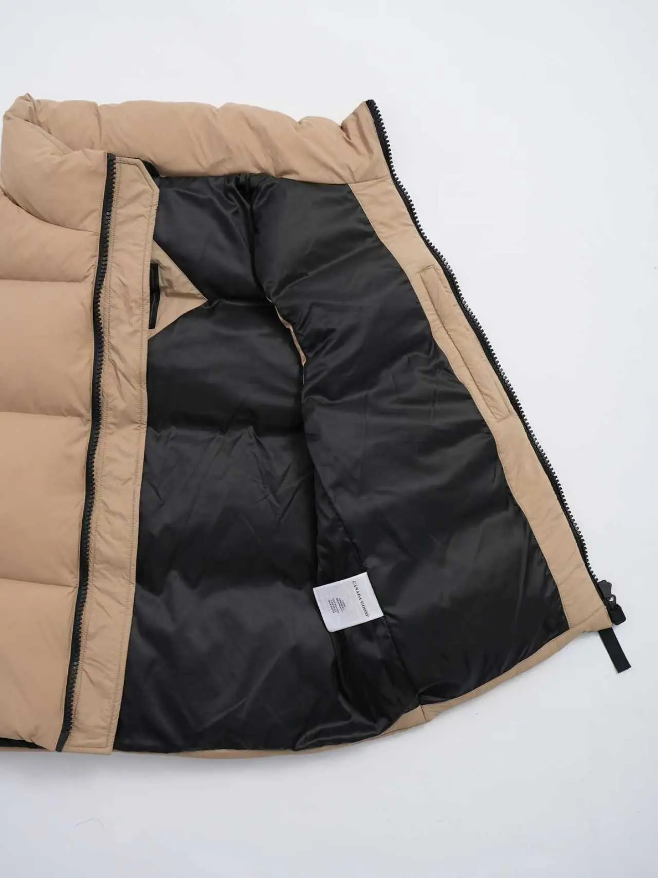 Lawrence Quilted Down Gilet D44020862 — view 9