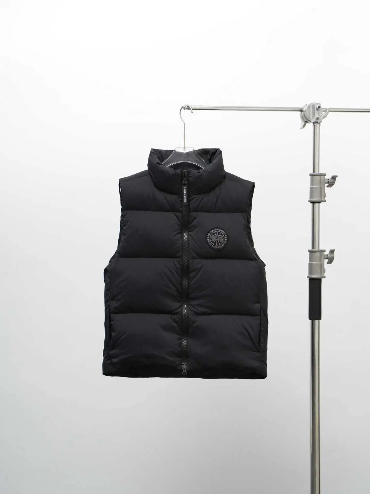 Lawrence Quilted Down Gilet D44020863