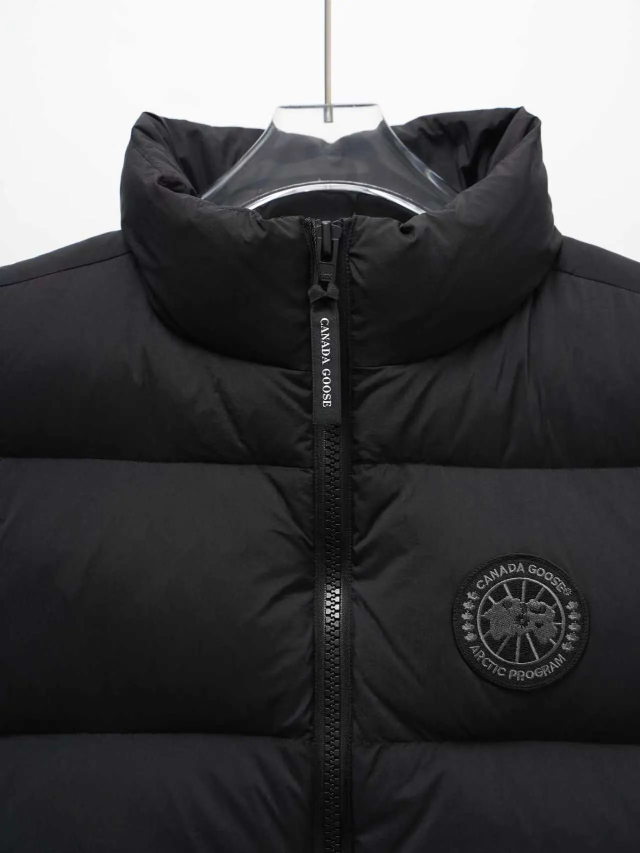 Lawrence Quilted Down Gilet D44020863 — view 2