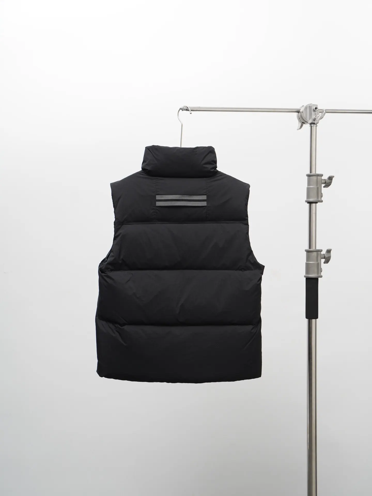 Lawrence Quilted Down Gilet D44020865 — view 2