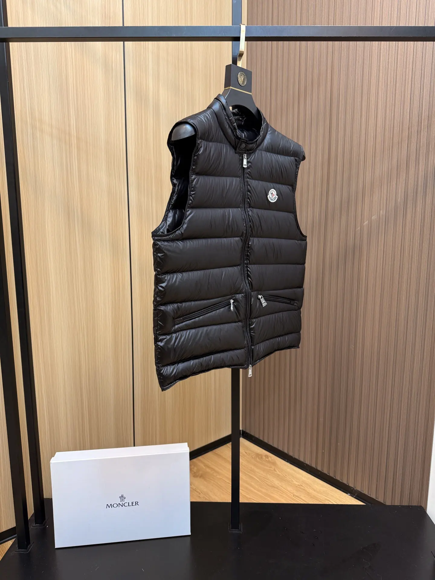 Quilted Down-Filled Nylon Gilet D44020841 — view 3