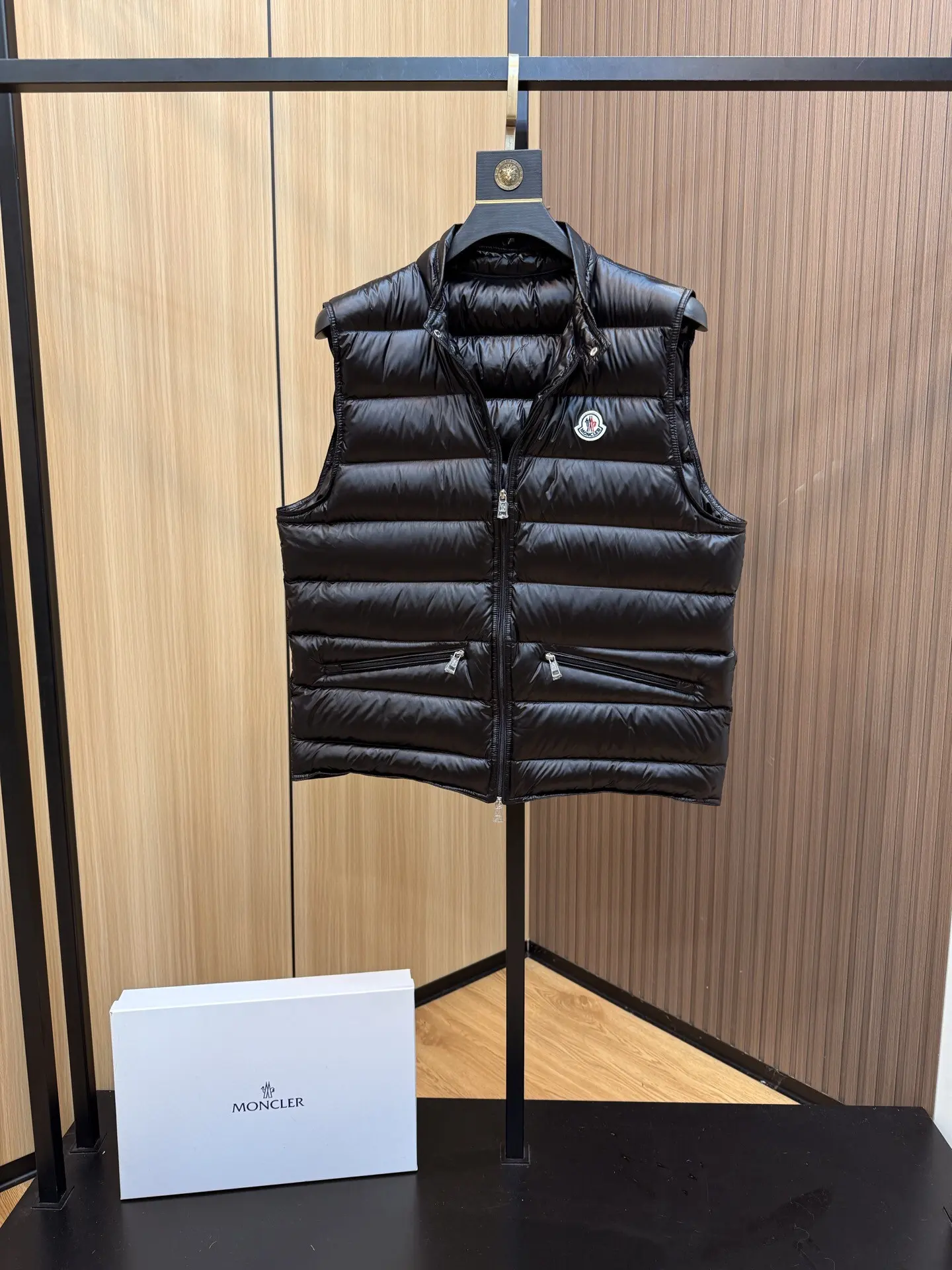 Quilted Down-Filled Nylon Gilet D44020841 — view 5