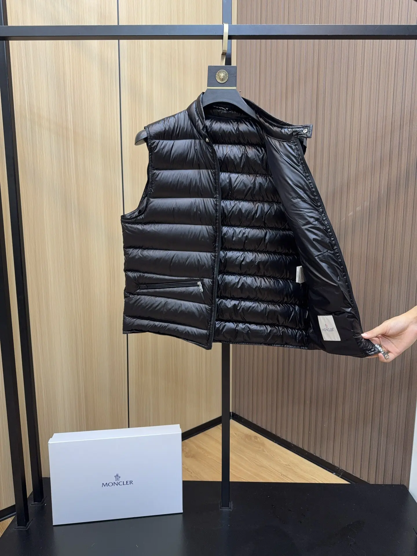 Quilted Down-Filled Nylon Gilet D44020841 — view 6