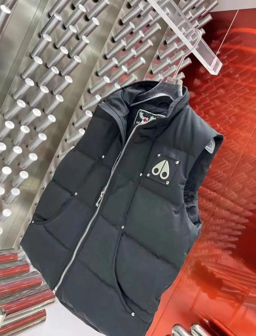 Moose Knuckles Down-Filled Puffer Gilet D44520869 — view 7