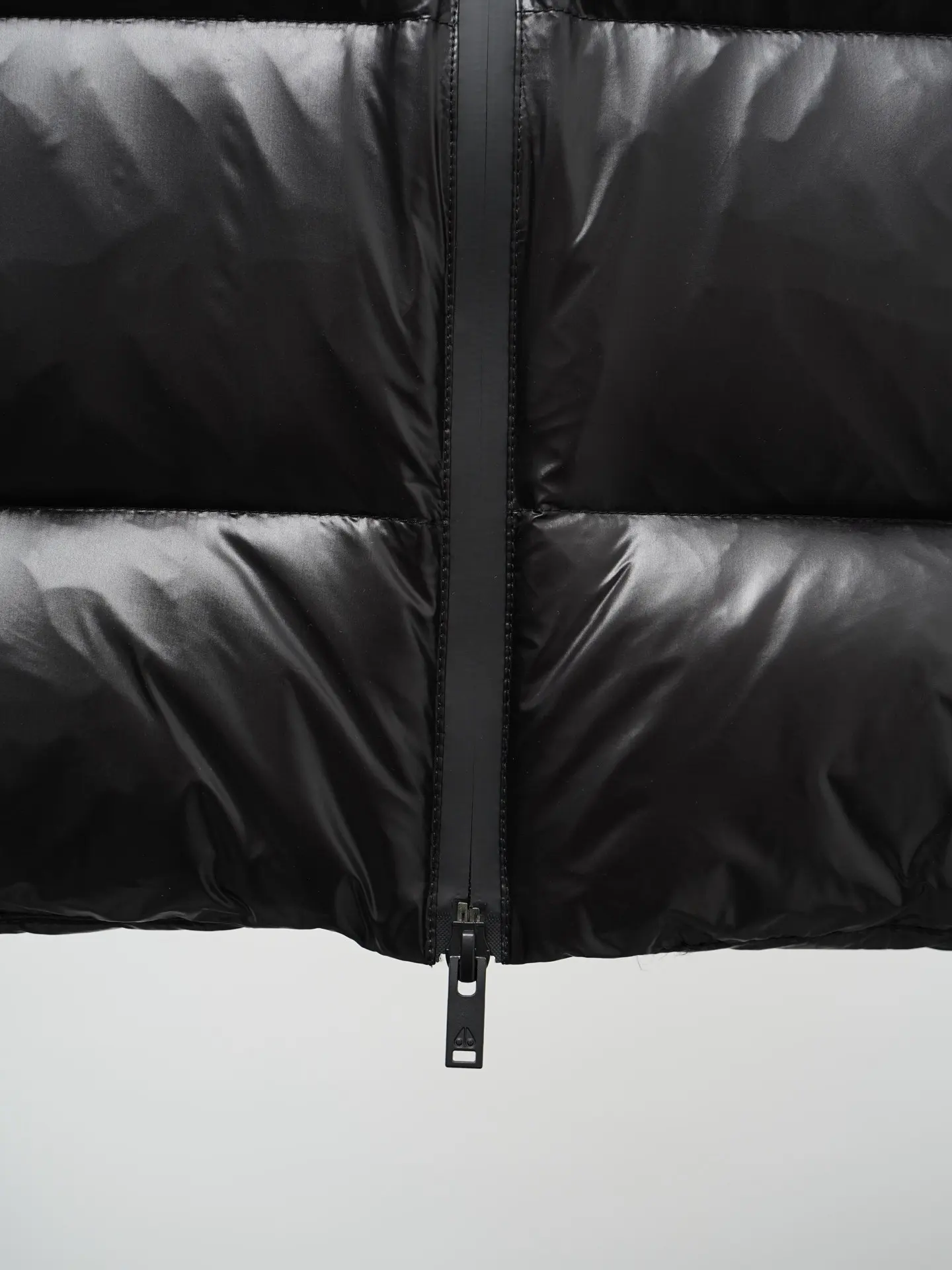 Victory Peak Down-Filled Gilet D46020861 — view 6