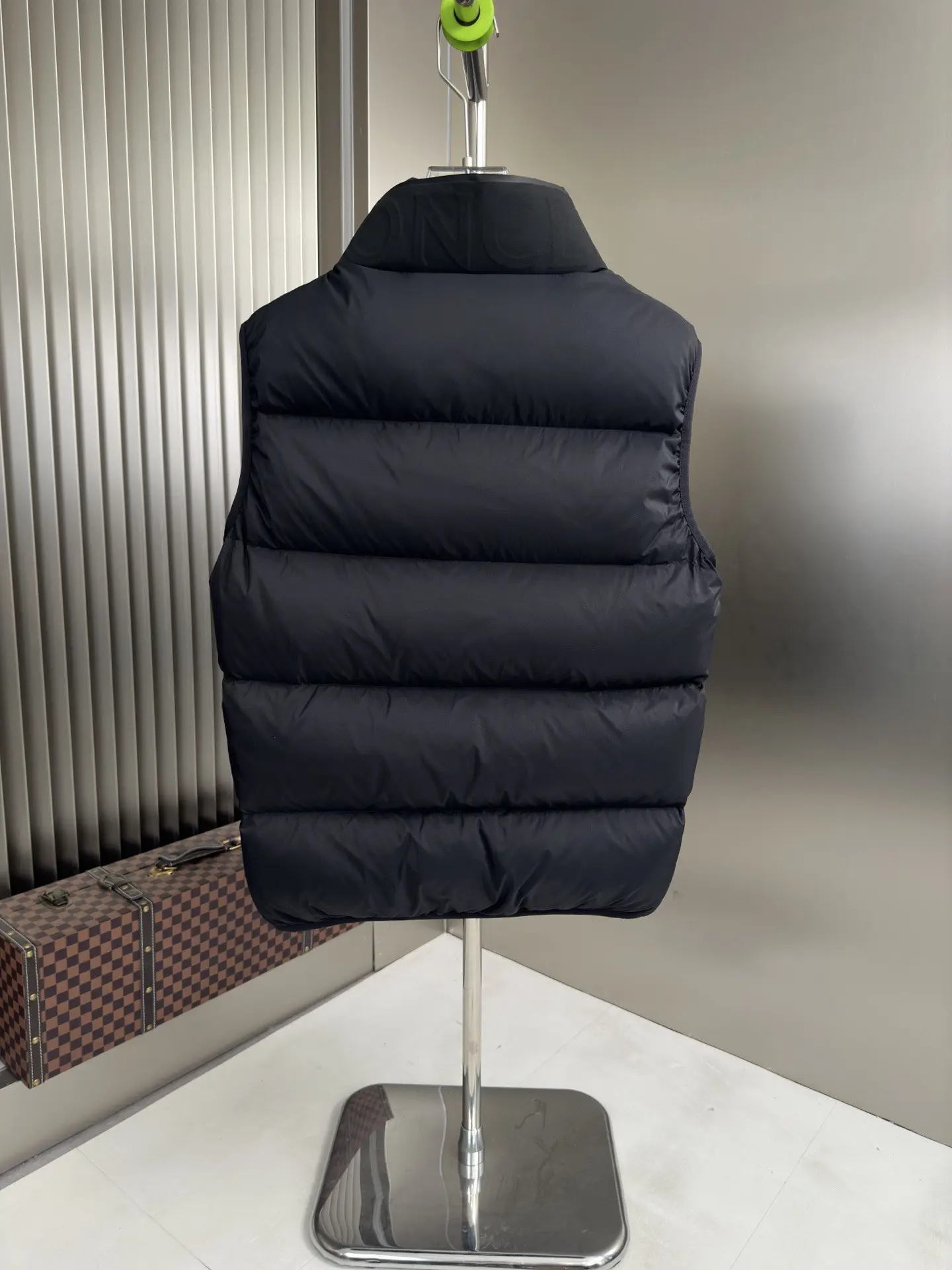 Guersac Quilted Down Gilet D47020838 — view 6