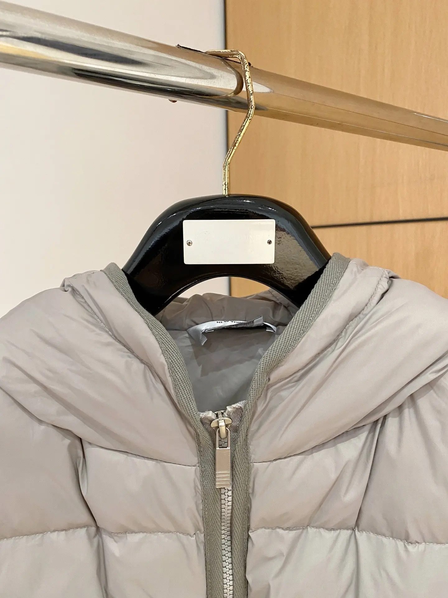 Hybrid Down and Knit Hooded Jacket D47020900 — view 2