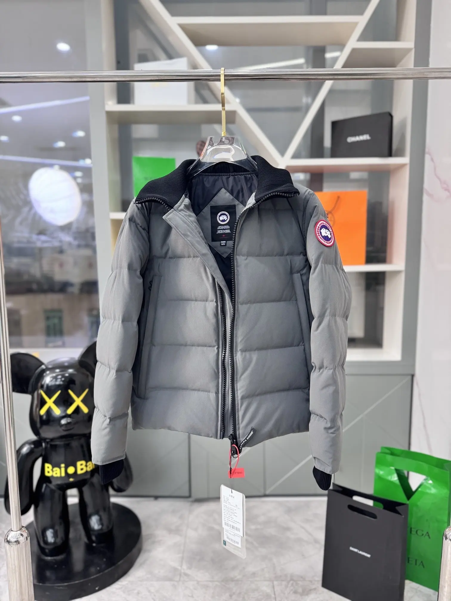 Canada Goose Down-Filled Bomber Jacket D52020967 — view 5